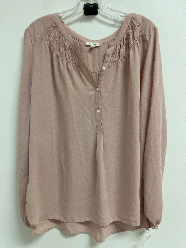 women's tops for those who want to invest in timeless piecesTop Long Sleeve By Max Studio In Pink, Size: Xl