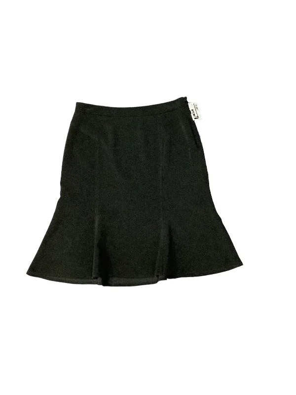 women's pencil pleat skirtsSkirt Mini & Short By White House Black Market  Size: 2