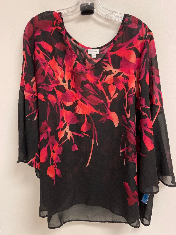 women's tops for those who want to add a pop of color to their outfitsTop Short Sleeve By Avenue In Black & Red, Size: 3x